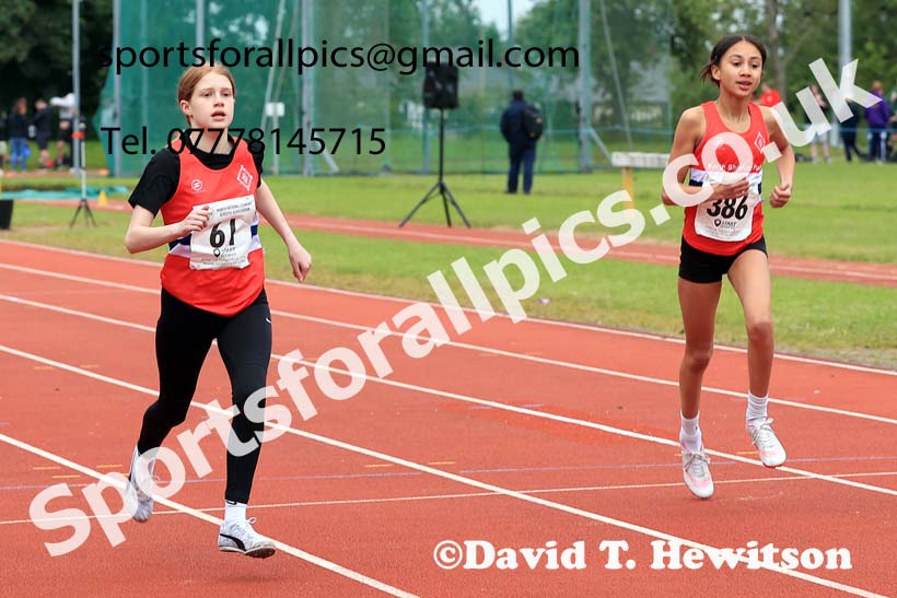 300 metres, 2024 NEGP 3, Monkton Stadium. Photo: David T. Hewitson/Sports for All Pics